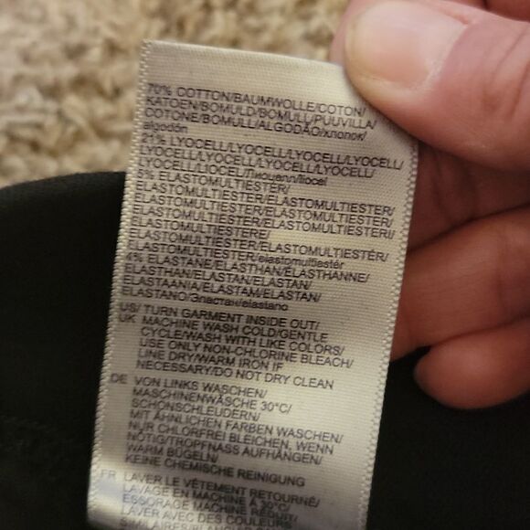 NYDJ Black Pull On Denim Stretch Lift Tuck Technology Stretch Shorts New Size 00 - Picture 6 of 9